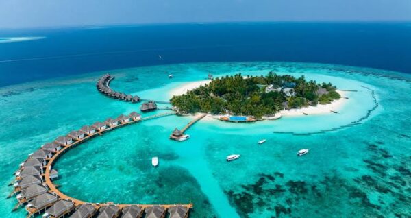 White sands & Blue Waters Tropical Paradise; Male, Maldives  (Open) - Image 9